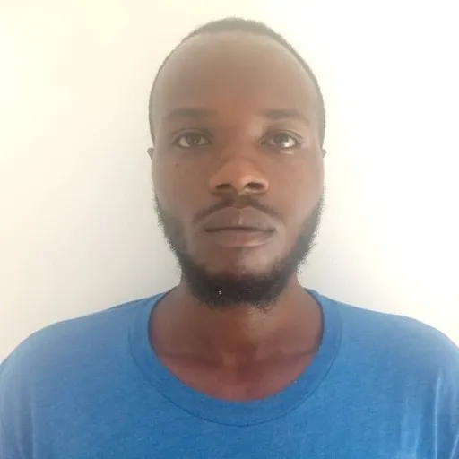 Sezikeye Jado Fils